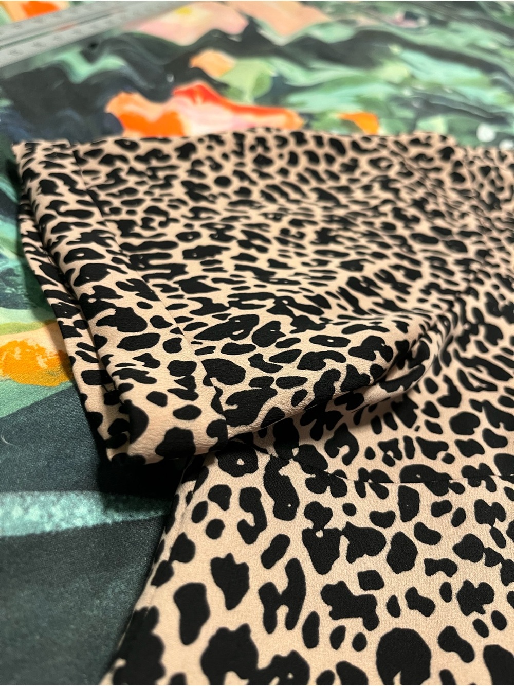 EUC Leopard Button-Front Top - Picture 5 of 7
